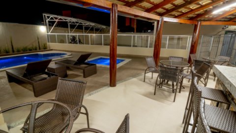 Piscina e área de lazer - Pousada Recanto das Caldas